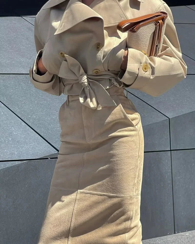Beige Dubbelknäppt Trenchcoat med Skärp