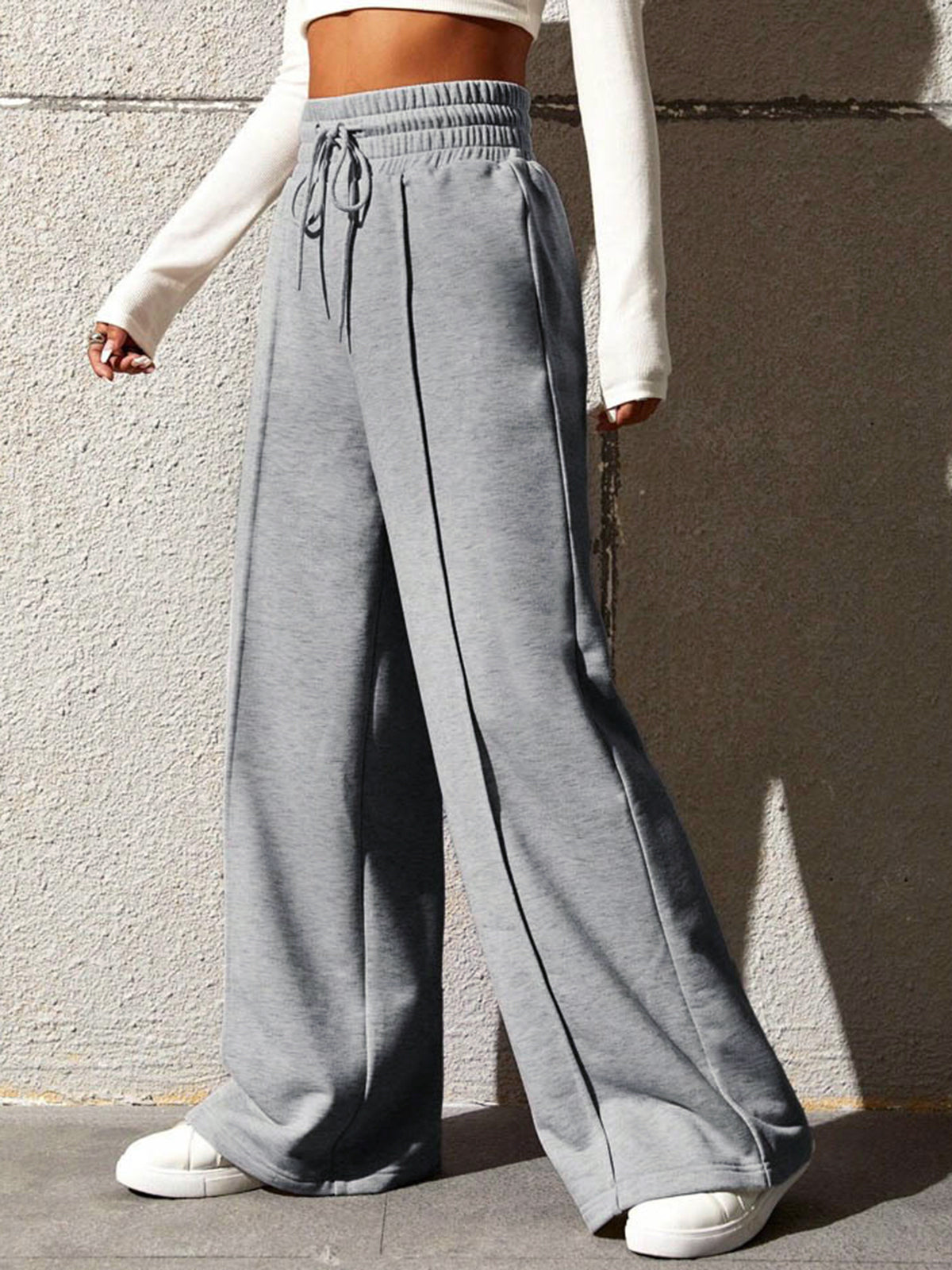 Gråa Vida Sweatpants med Avslappnad Passform
