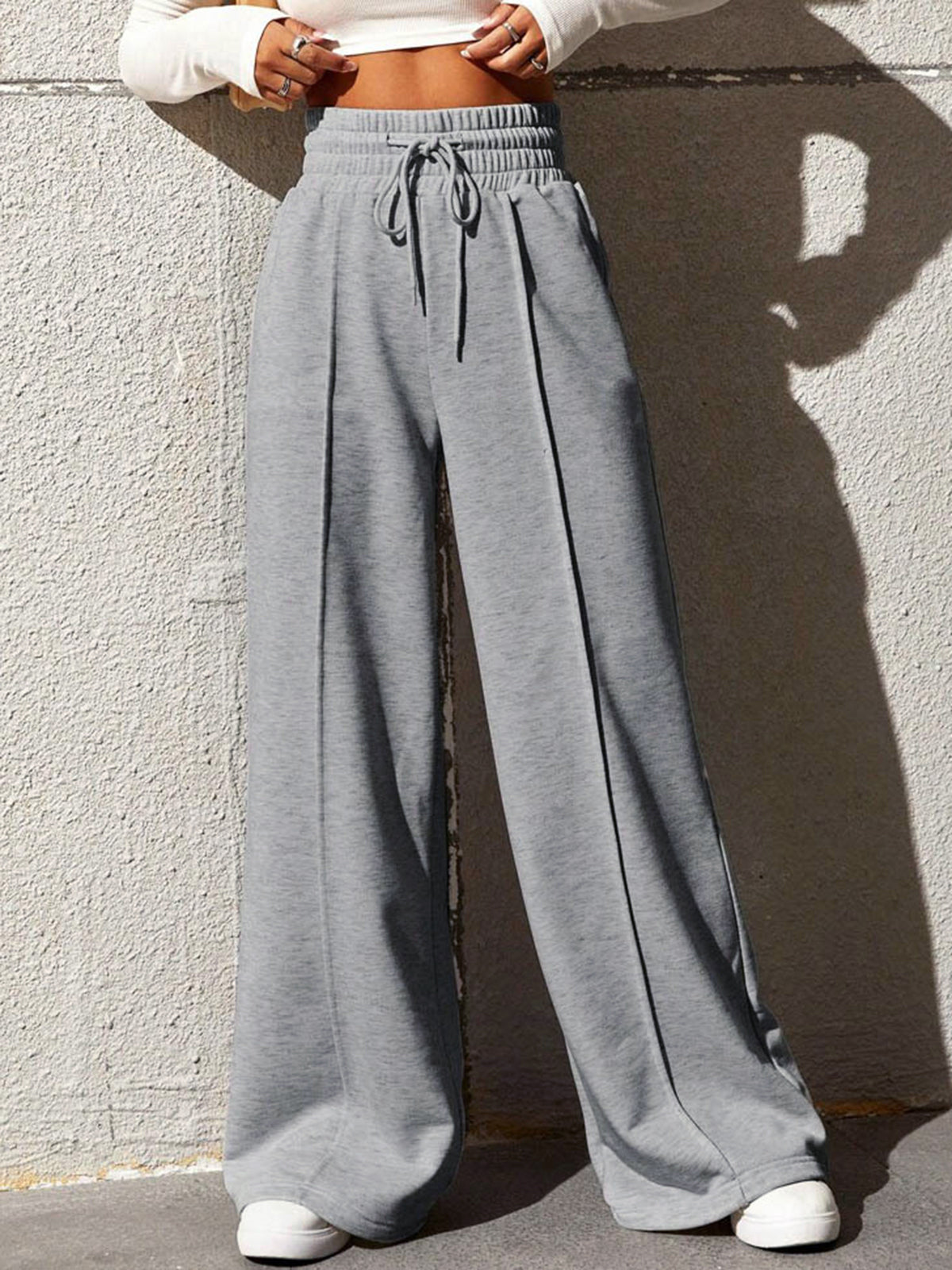 Gråa Vida Sweatpants med Avslappnad Passform