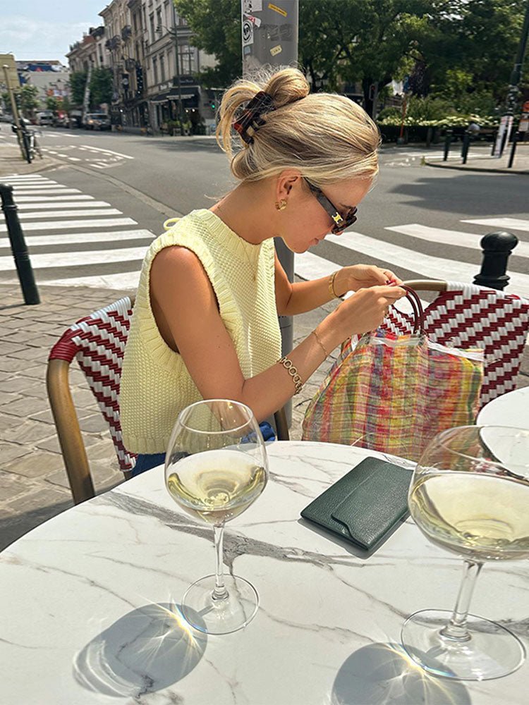 Gul Stickad Väst med Öppen Rygg